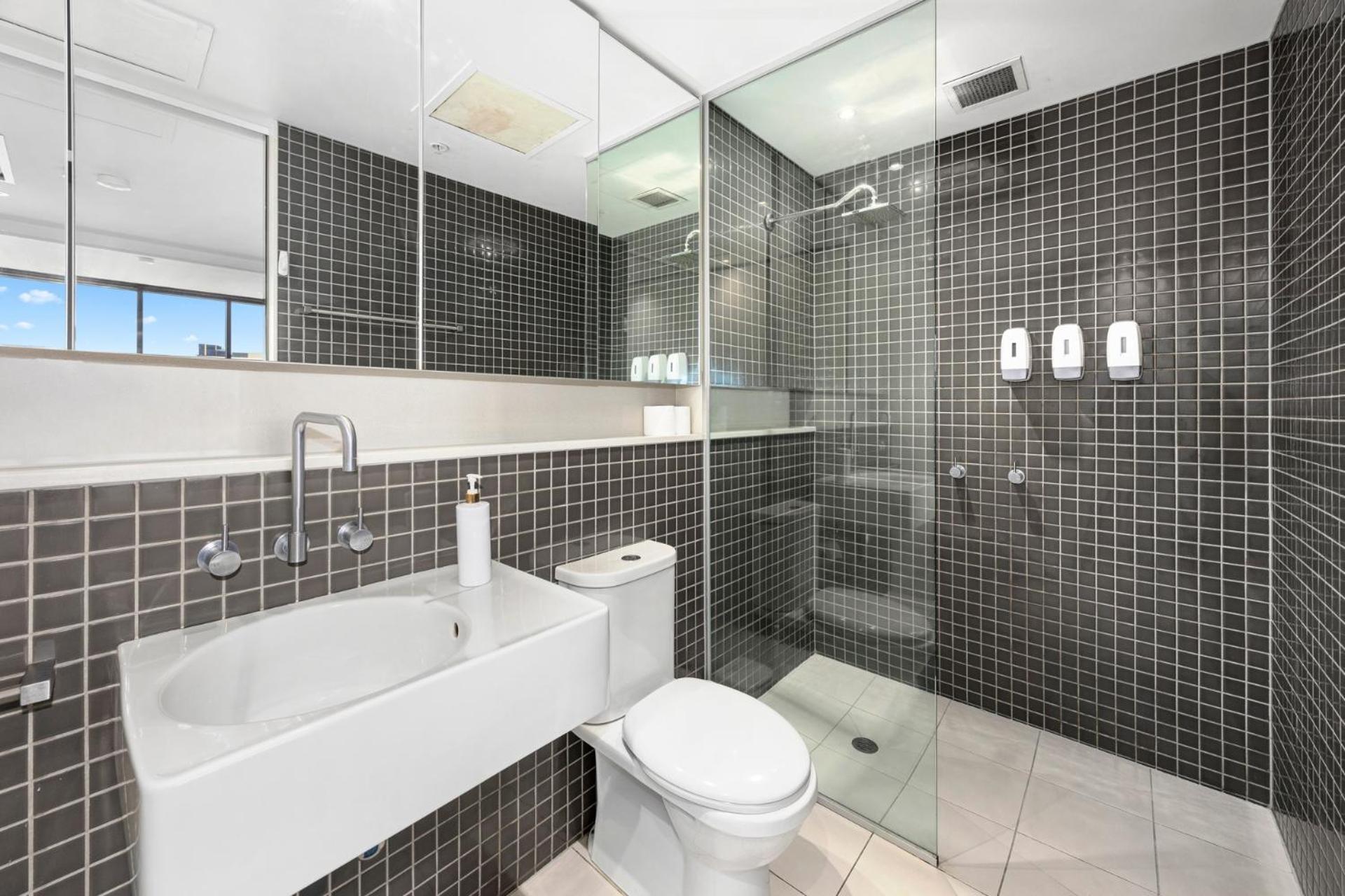 Luxury Designer Suite In Most Prestigious Location In Melbourne City Exterior foto